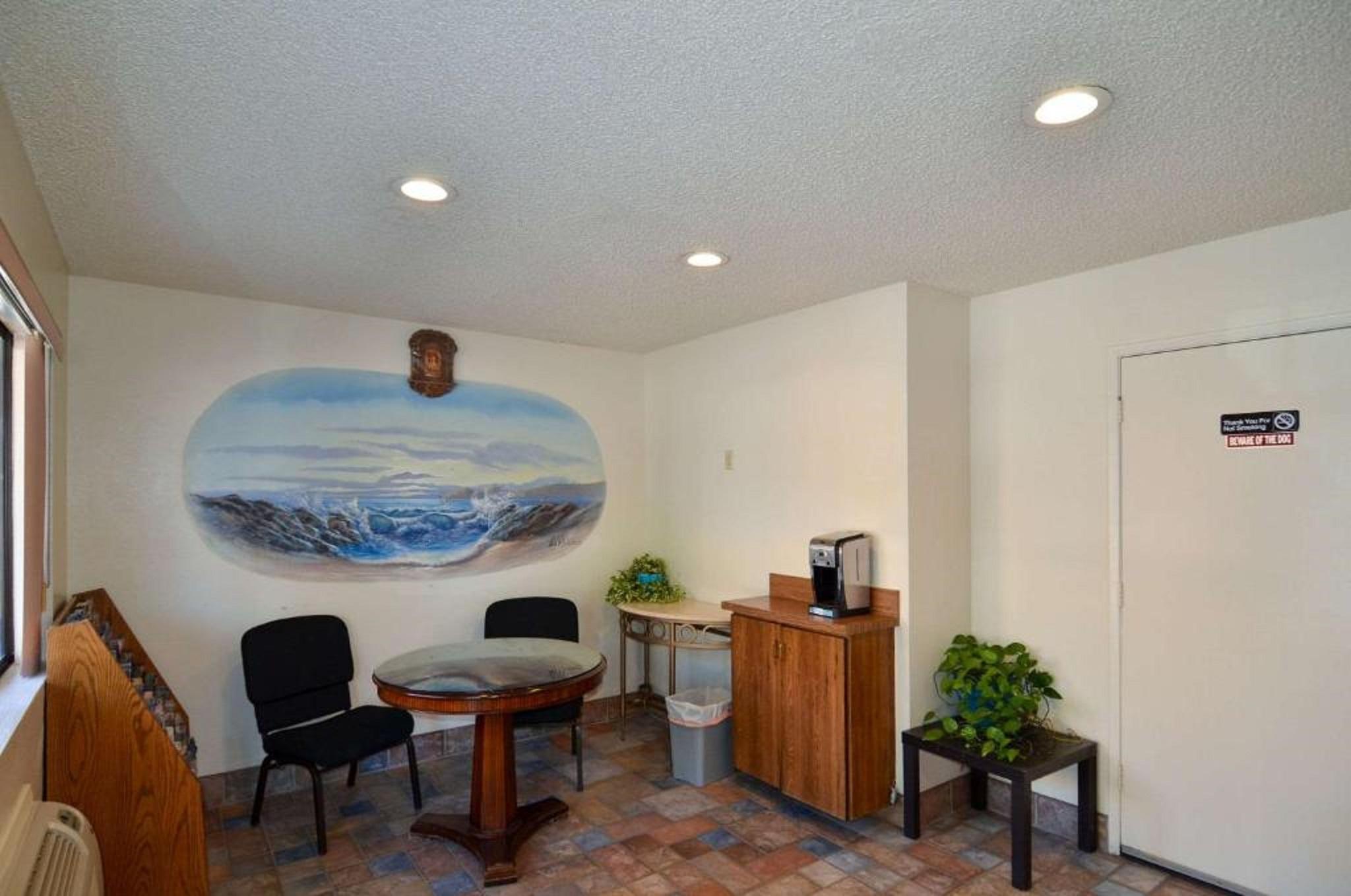 Beyond Stay Hotel Victorville Downtown Bagian luar foto